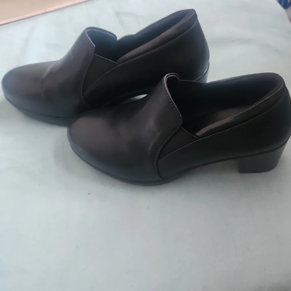Dream Pairs Womans Elegant Black Slip-On Loafers - Picture 1 of 5